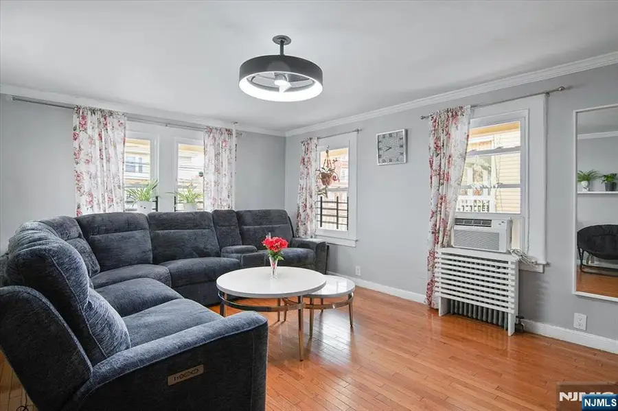 611 Stuyvesant Avenue, Irvington, NJ 07111 - #3