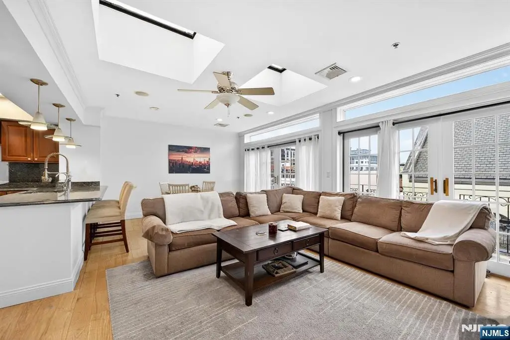 64 Madison Street 5, Hoboken, NJ 07030 - #1