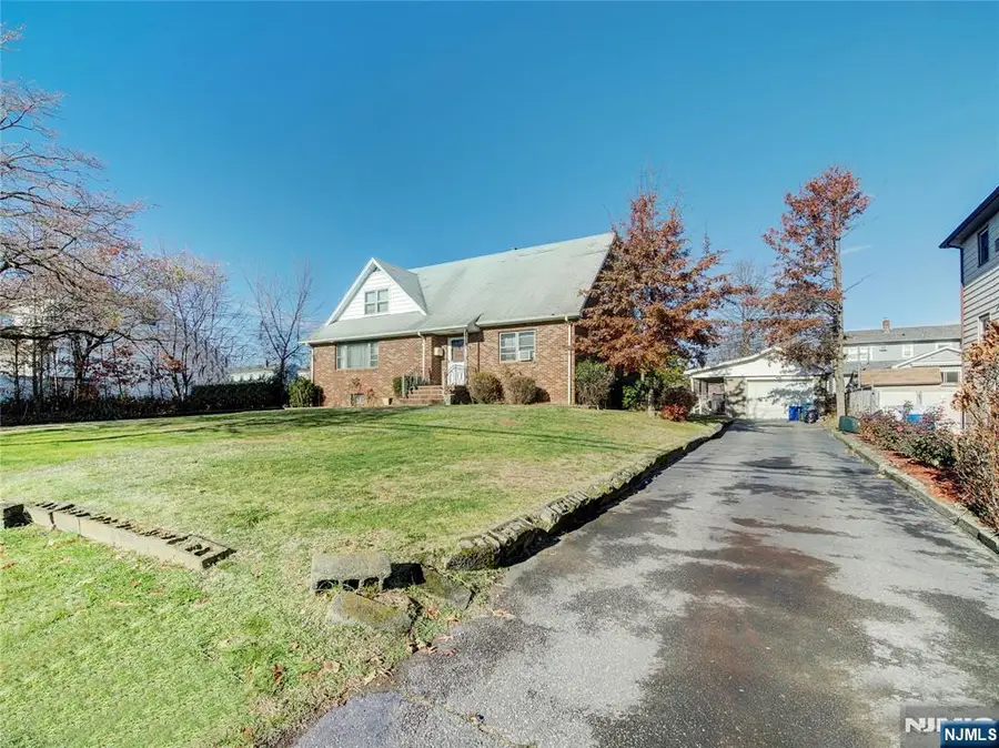 475 Dewey Avenue, Saddle Brook, NJ 07663 - #3