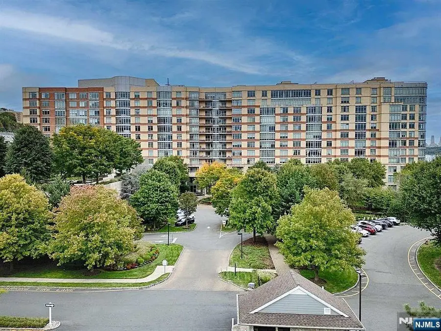 8100 River Road 602, North Bergen, NJ 07047 - #2