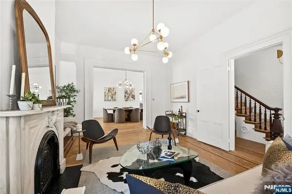 55 Reservoir Avenue, Jersey City, NJ 07307