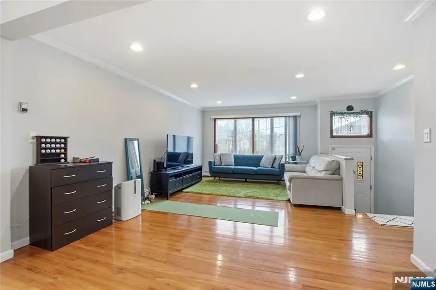 454 Myrtle Avenue 454, Fort Lee, NJ 07024 - #3