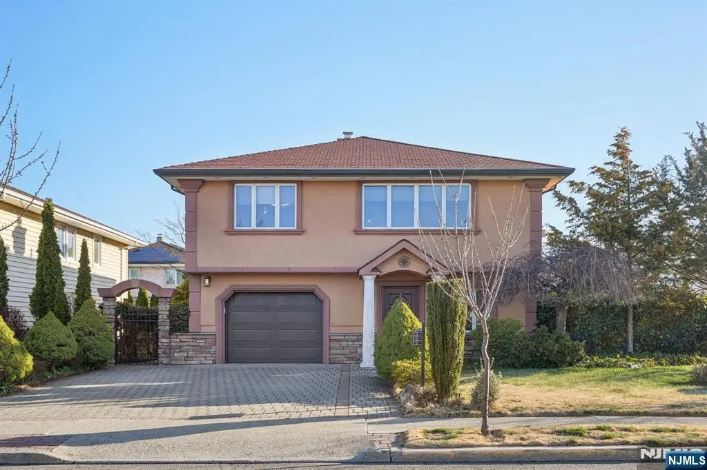 2 Ivy Lane, Wallington, NJ 07057 - #1