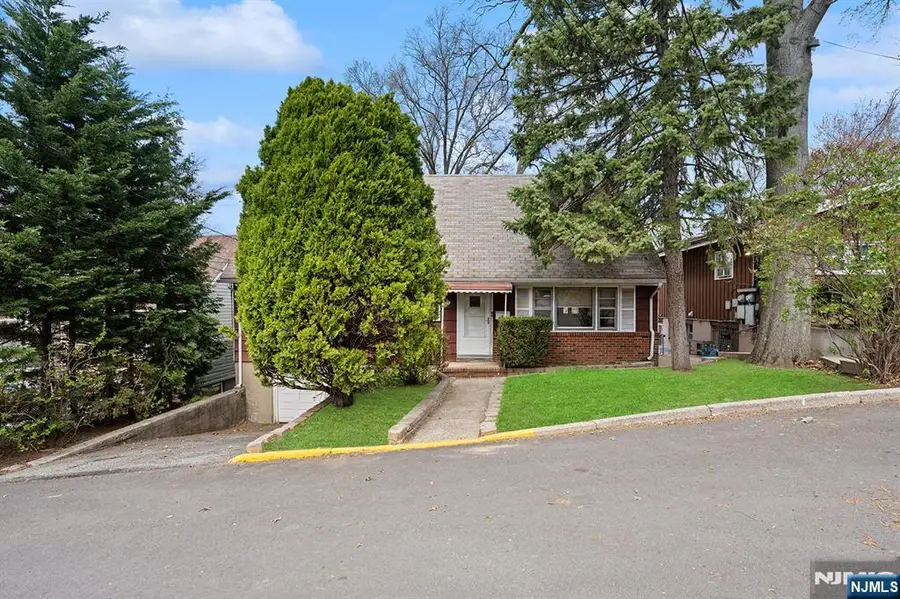 677 Greeley Avenue, Fairview, NJ 07022 - #2