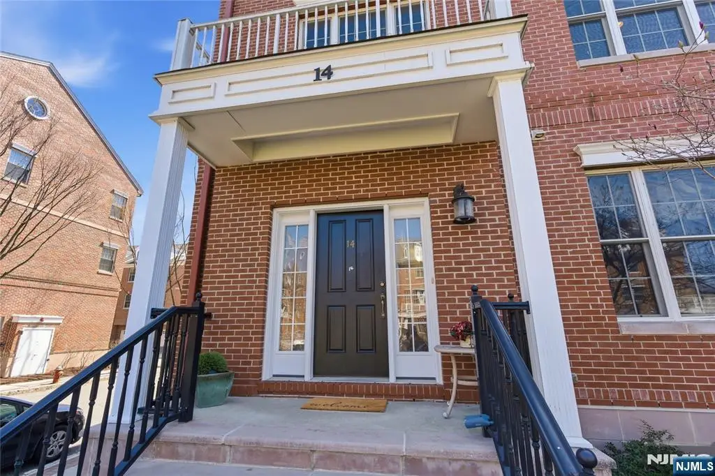 14 Gable Walk, Livingston, NJ 07039 - #1