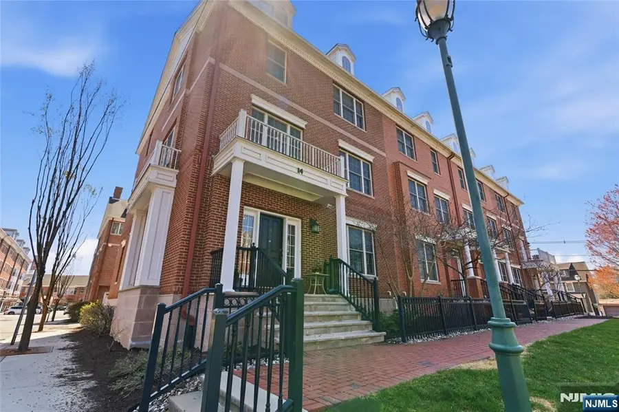 14 Gable Walk, Livingston, NJ 07039 - #2