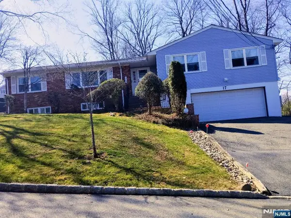 17 Arverne Road, West Orange, NJ 07052