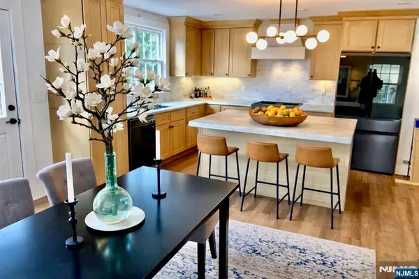 3 Laurel Place, Glen Ridge, NJ 07028