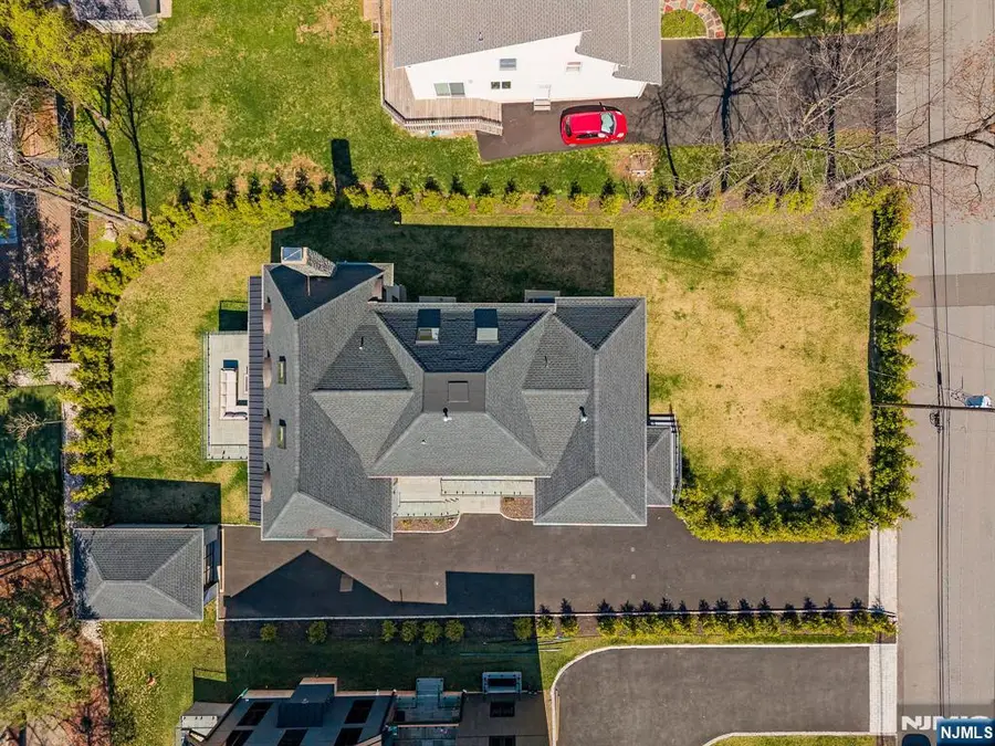 59 Edgewood Avenue, West Orange, NJ 07052 - #3