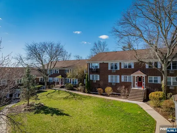 100 Pierson Miller Drive, Pompton Lakes, NJ 07442