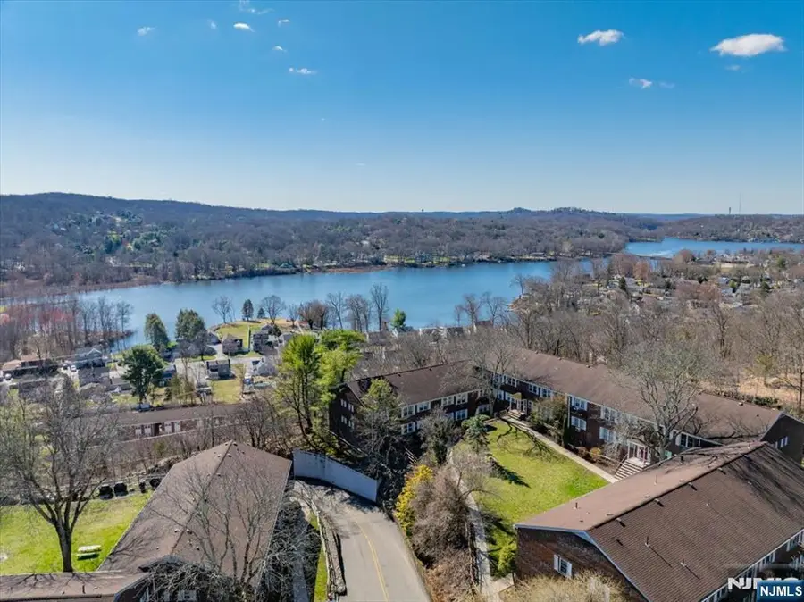 100 Pierson Miller Drive, Pompton Lakes, NJ 07442 - #2