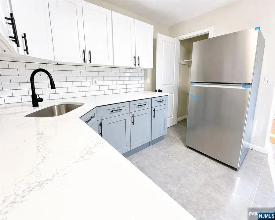 19 Stuyvesant Avenue, Newark, NJ 07106 - #2