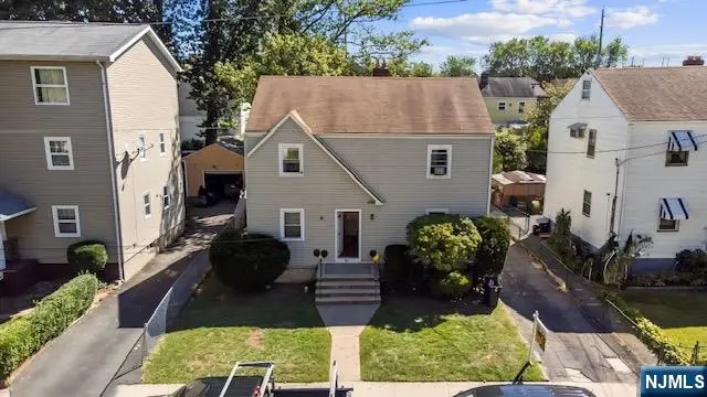 35 7th Avenue, Passaic, NJ 07055 - #1