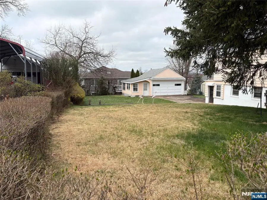 429 Macarthur Avenue, Garfield, NJ 07026 - #3