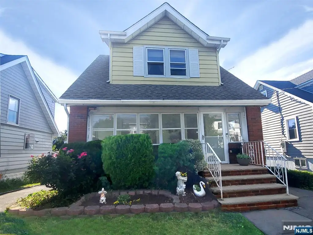 33 Garden Avenue, Belleville, NJ 07109 - #1