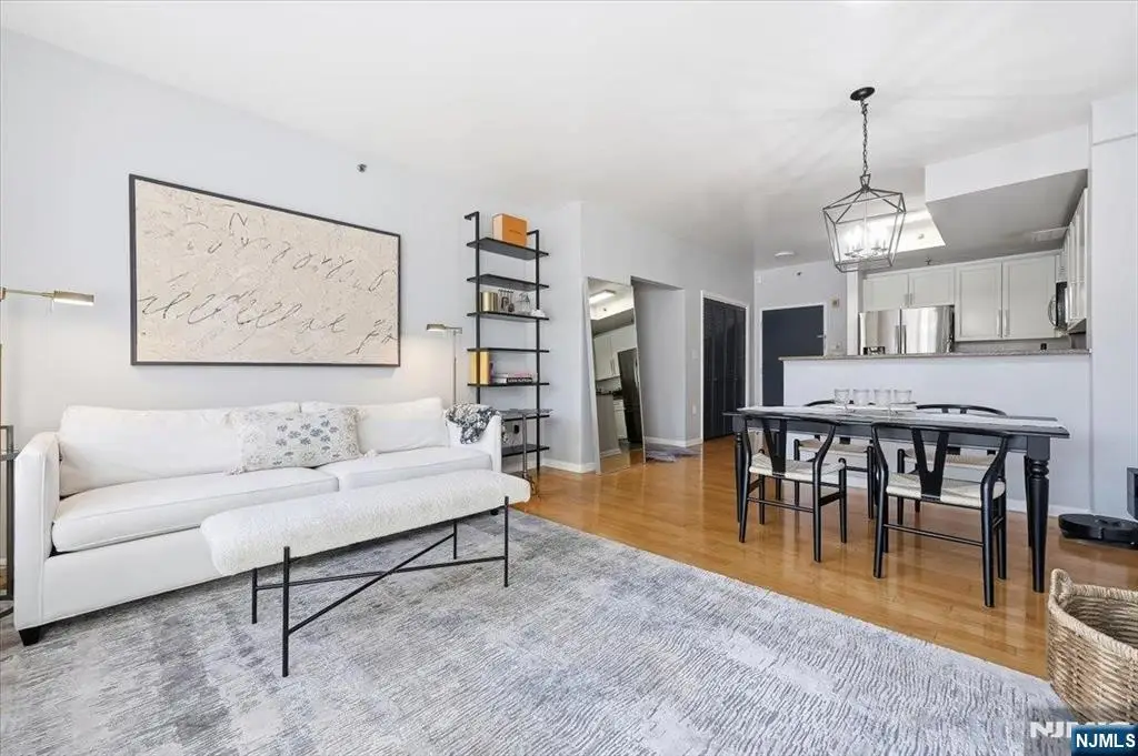 15 Freedom Way 412, Jersey City, NJ 07305 - #1