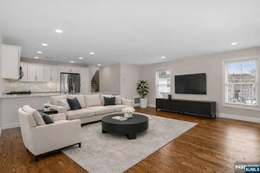 20 Zazzetti Street 3, Waldwick, NJ 07463 - #2