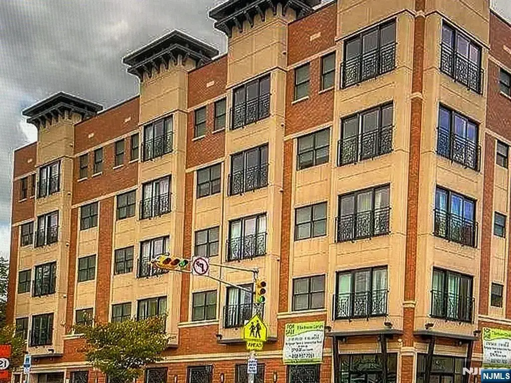 105-107 Broad Street 205, Newark, NJ 07104 - #1