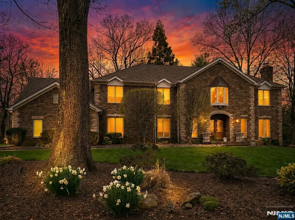24 Country Club Way, Demarest, NJ 07627 - #1