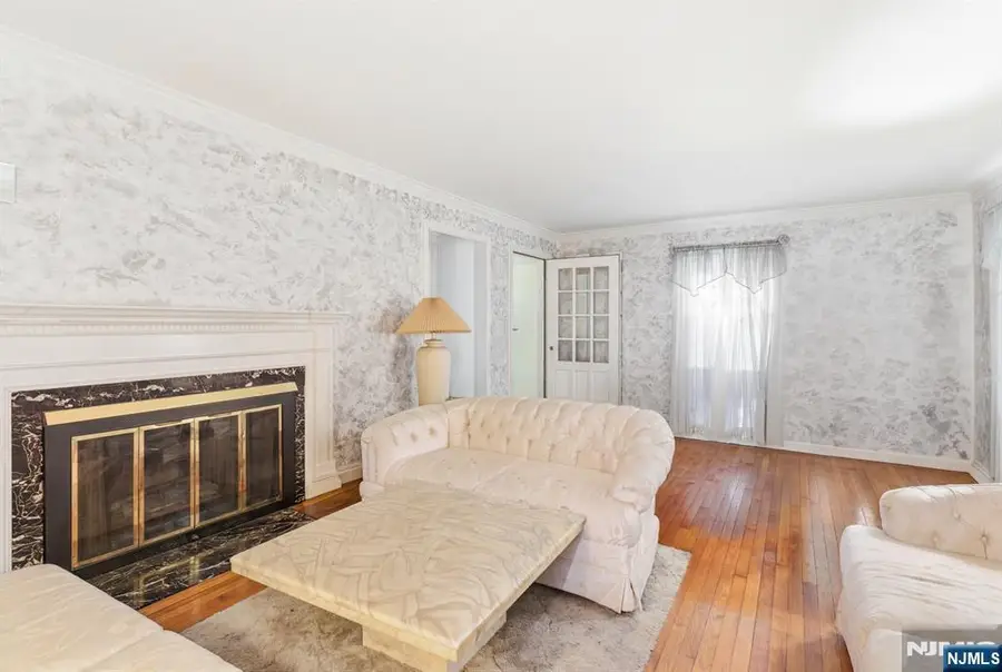 442 Seven Oaks Road, Orange, NJ 07050 - #3