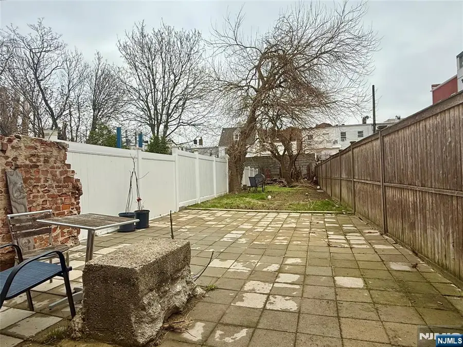 270 1/2 Summit Avenue, Jersey City, NJ 07306 - #3