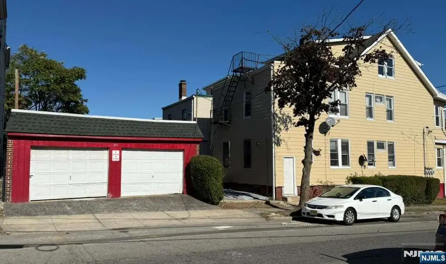 231 Myrtle Avenue, Irvington, NJ 07111 - #2