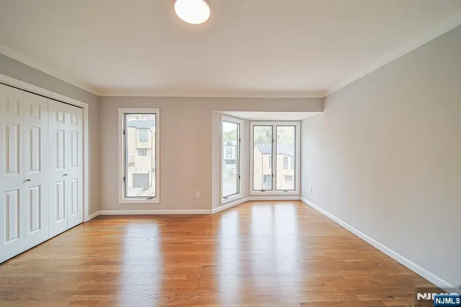 18 Veterans Way, Edgewater, NJ 07020 - #3