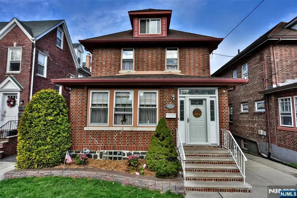 519 Saint Pauls Avenue, Cliffside Park, NJ 07010 - #1