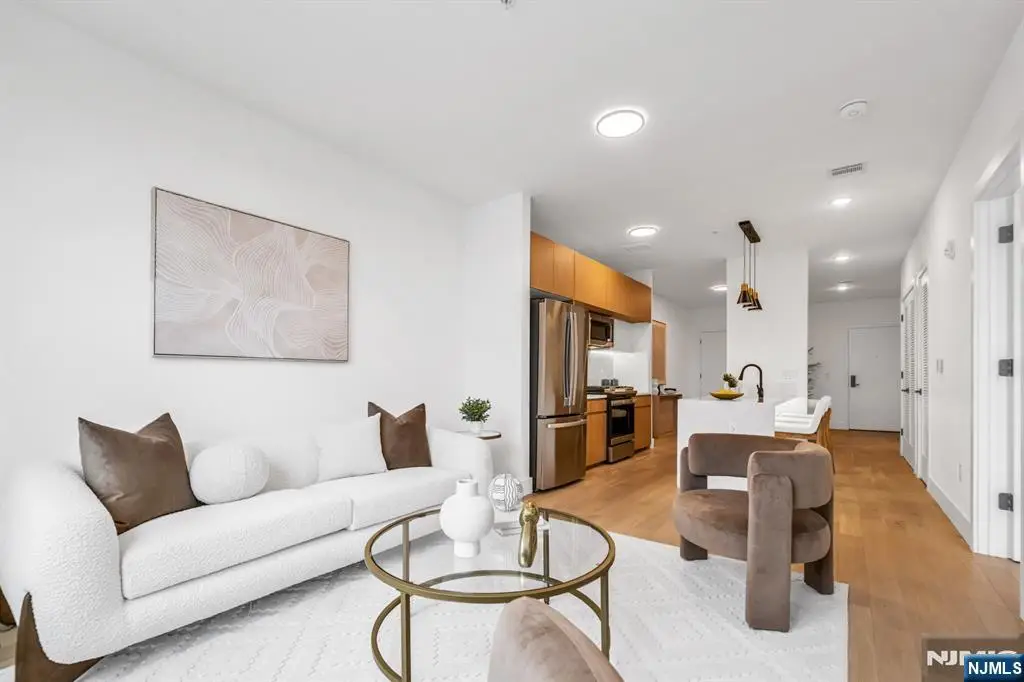 649 38th Street 511, Union City, NJ 07087 - #1