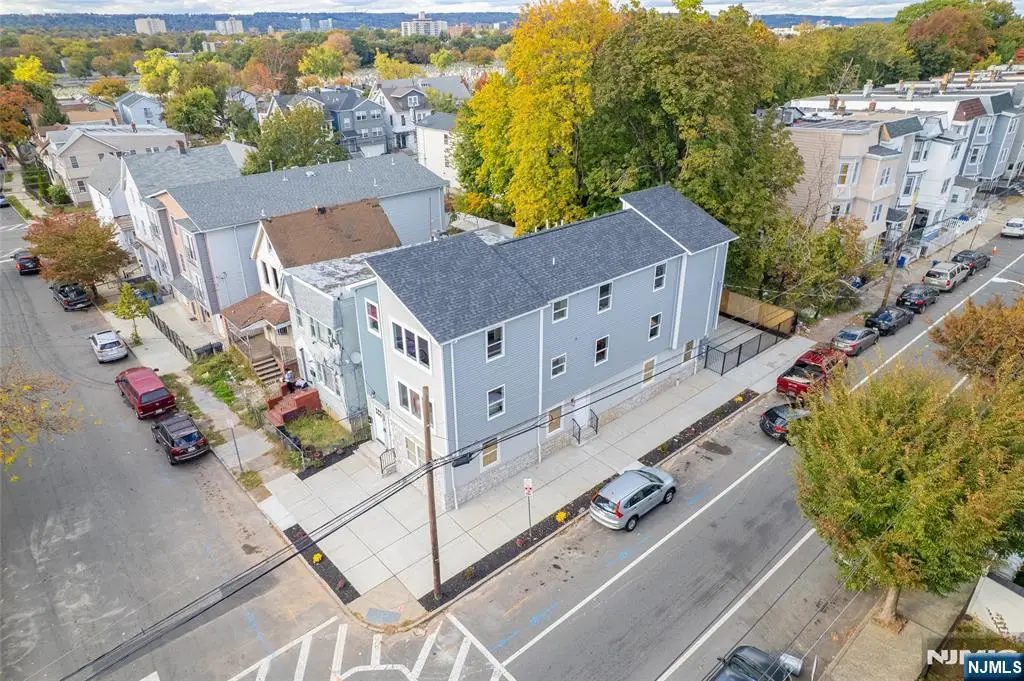 543 13th Avenue, Newark, NJ 07103 - #1