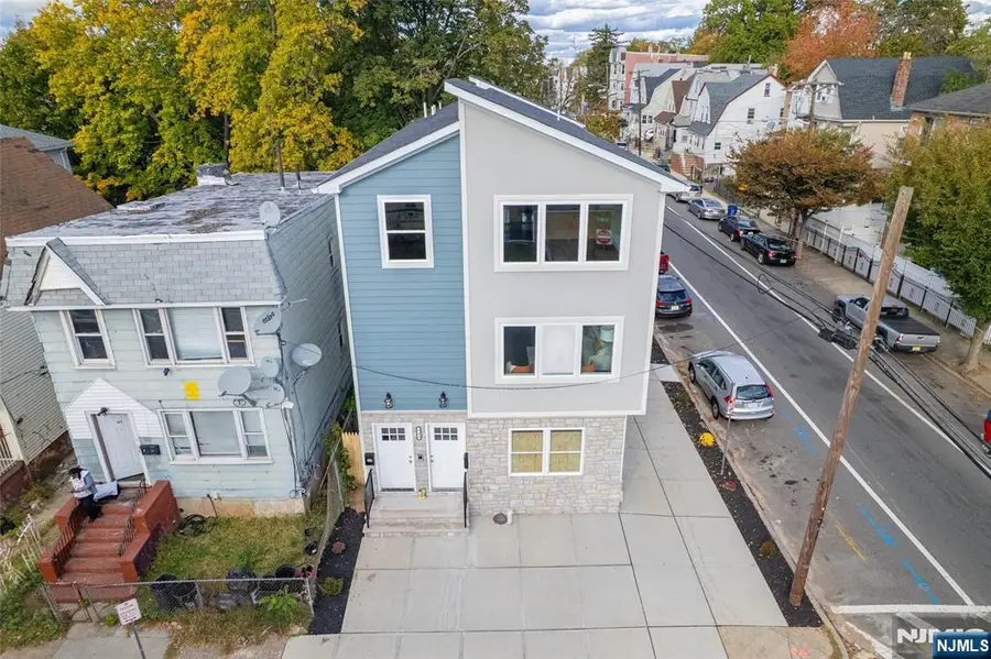 543 13th Avenue, Newark, NJ 07103 - #3