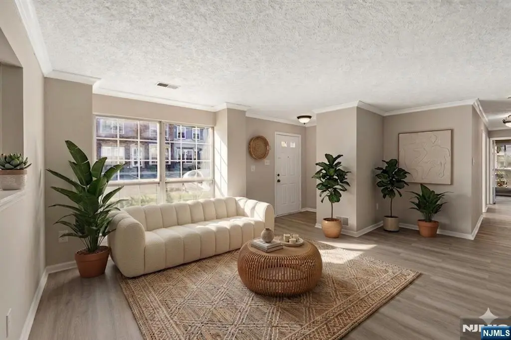 28 Boston Court 302, Newark, NJ 07103 - #1