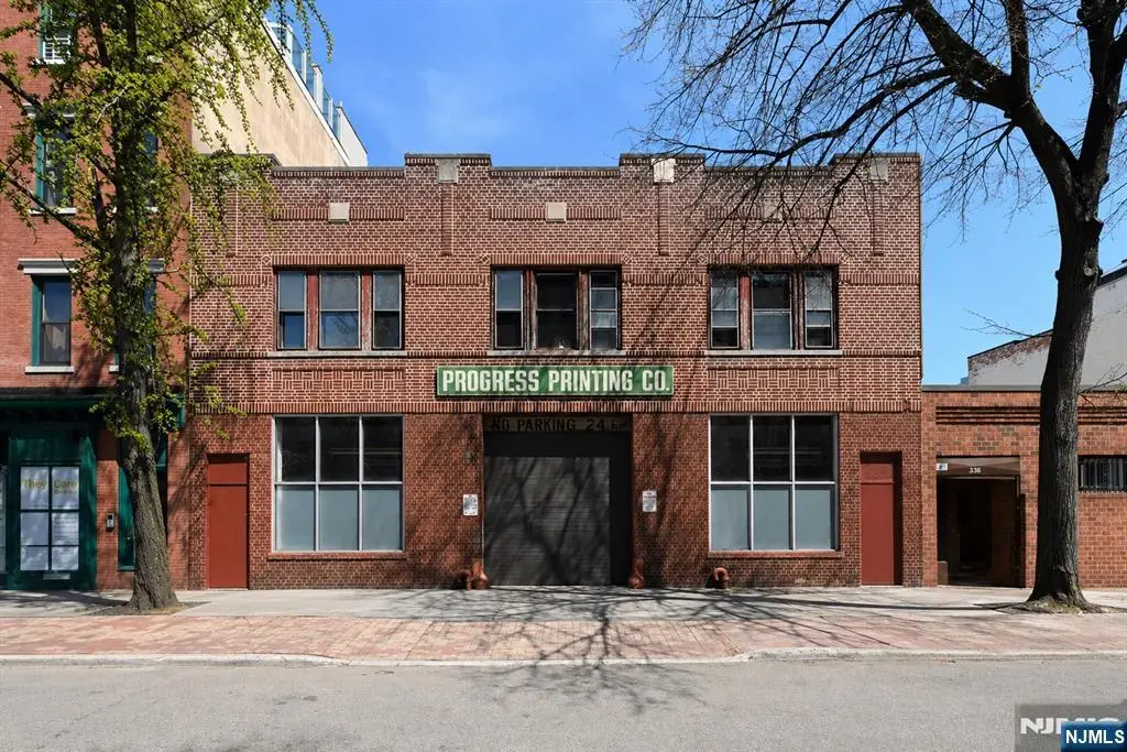 338 Montgomery Street, Jersey City, NJ 07302 - #1