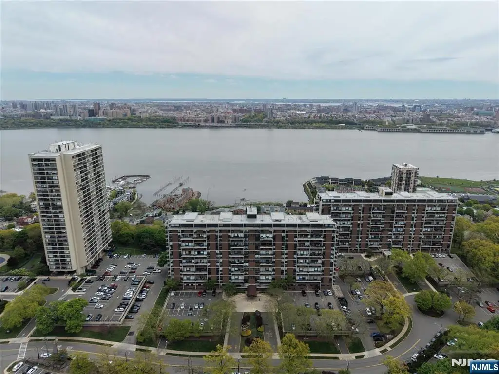 2 Horizon Road 1214, Fort Lee, NJ 07024 - #1