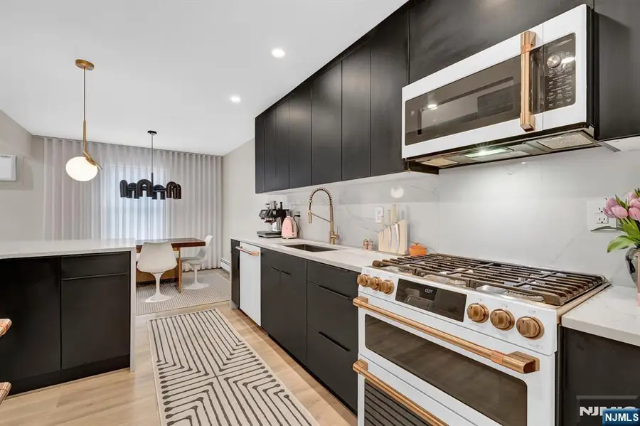 35 Riverview Court 35, Secaucus, NJ 07094 - #2