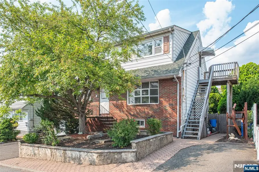 48 Whittaker, Woodland Park, NJ 07424 - #3