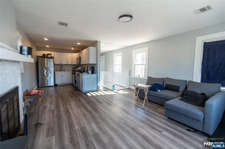 289 Leonia Avenue, Bogota, NJ 07603 - #2