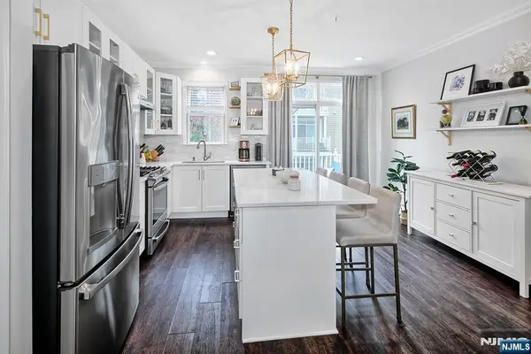 237 Price Court, West New York, NJ 07093