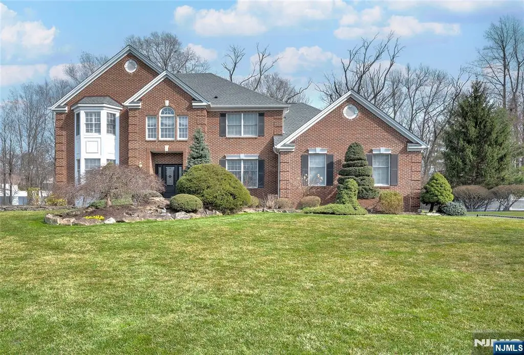 4 Reiher Court, West Caldwell, NJ 07006 - #1