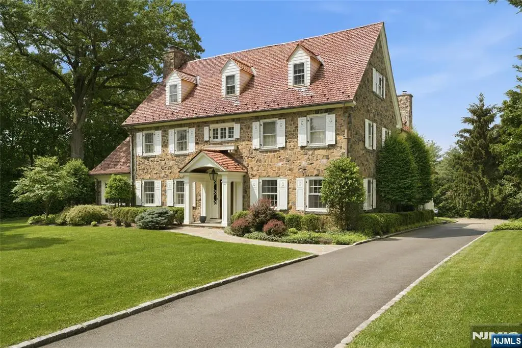 123 Highland Avenue, Millburn, NJ 07078 - #1