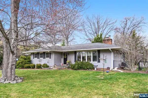 157 Oakwood Avenue, North Haledon, NJ 07508