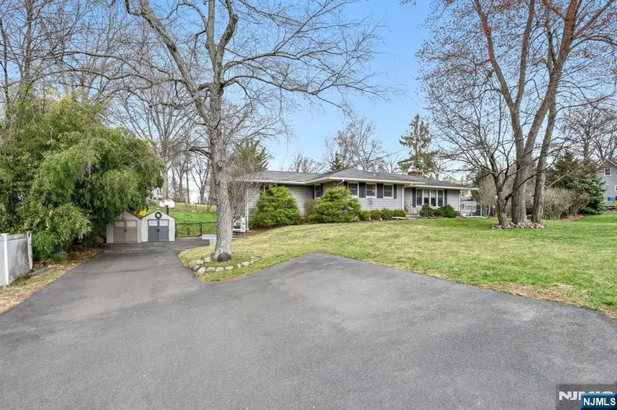 157 Oakwood Avenue, North Haledon, NJ 07508 - #3