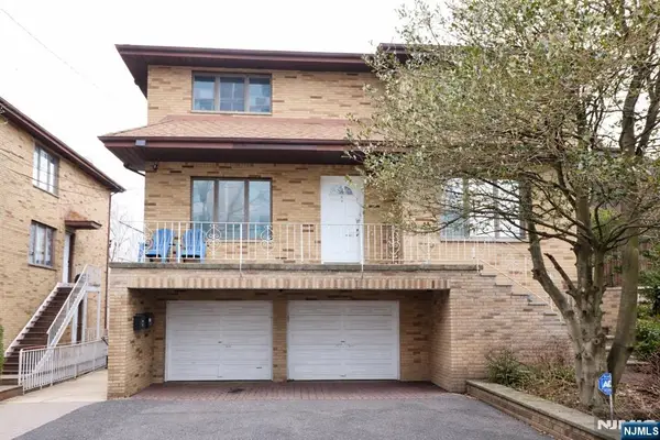 1359 15th Street, Fort Lee, NJ 07024