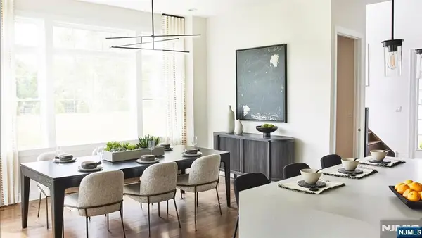 13 Muirfield Lane, River Vale, NJ 07675