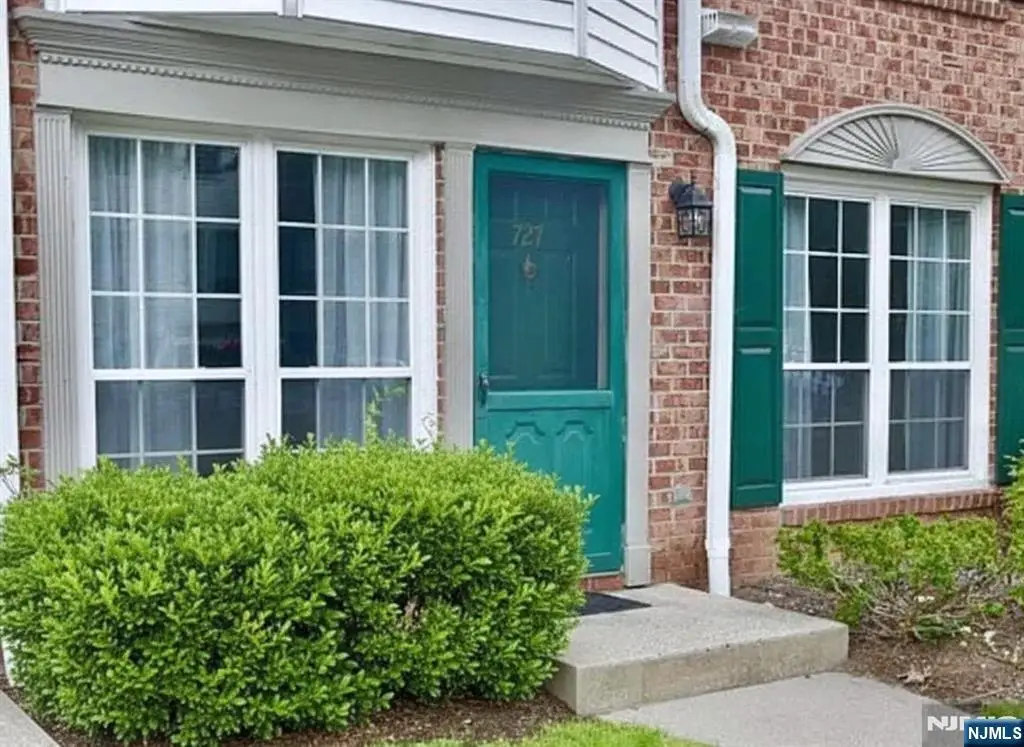 727 Pepperidge Road, Mahwah, NJ 07430 - #1