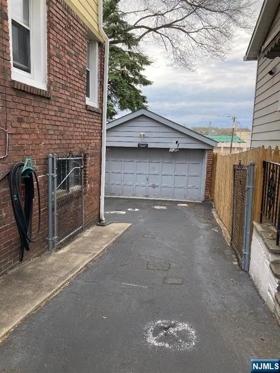 15 Roosevelt Street, North Arlington, NJ 07031 - #2