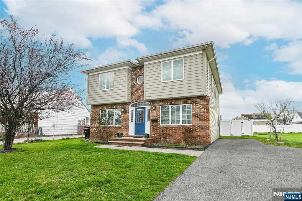 1 Lincoln Place, Moonachie, NJ 07074 - #1