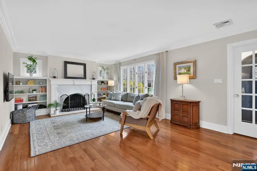 20 Parkview Drive, Millburn, NJ 07041 - #3