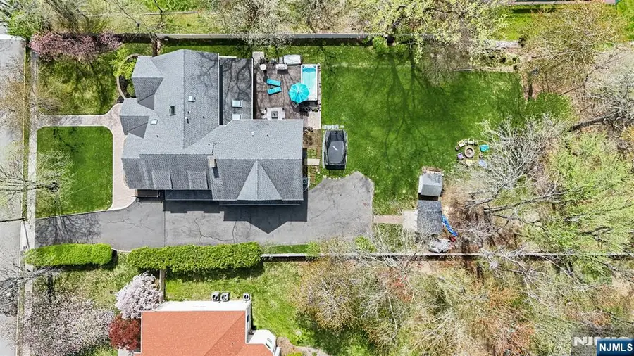 407 Mark Lane, River Vale, NJ 07675 - #3