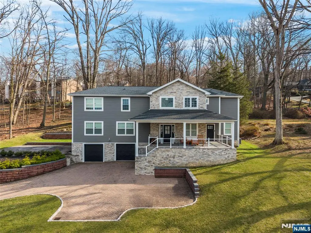 10 Hillside Avenue, North Caldwell, NJ 07006 - #1